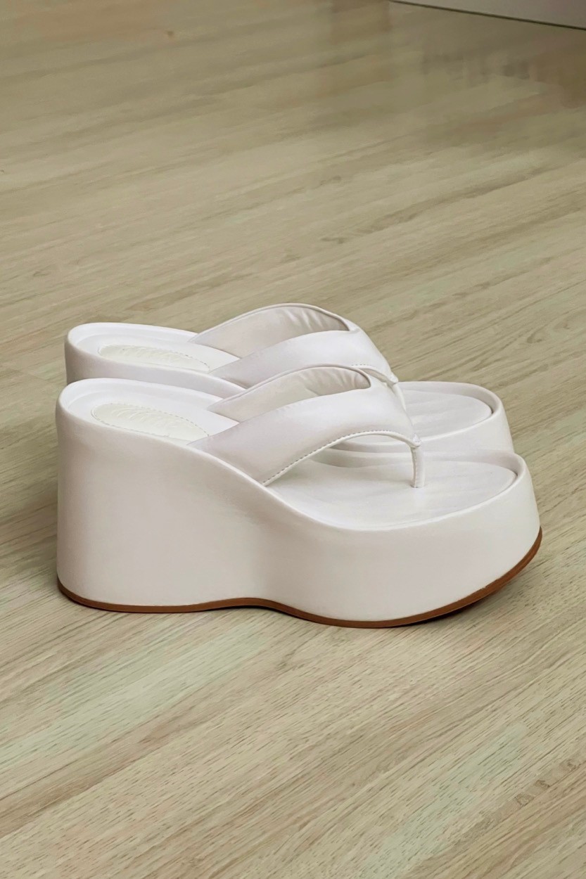 Flat Kauana Branco Flat Kauana Branco