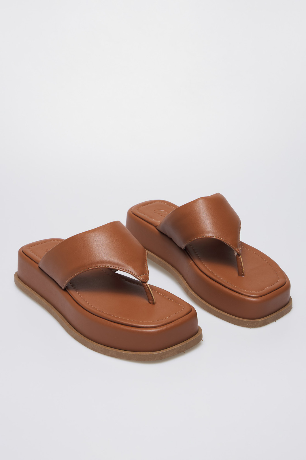 Flat Lívia Caramelo Flat Lívia Caramelo