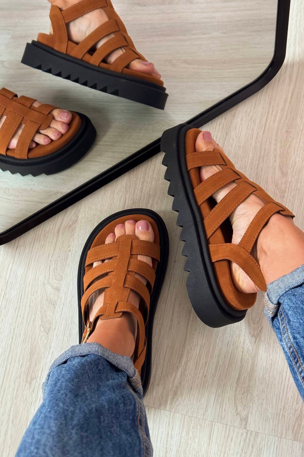 Sandália Caroline Caramelo Sandália Caroline Caramelo