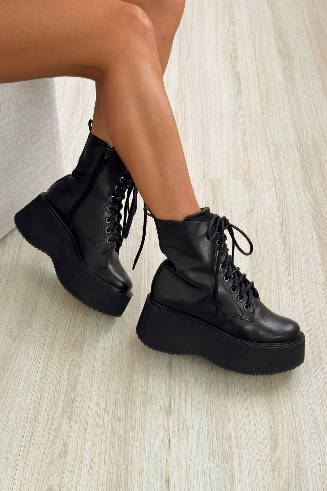 Bota Jenny Preta Bota Jenny Preta