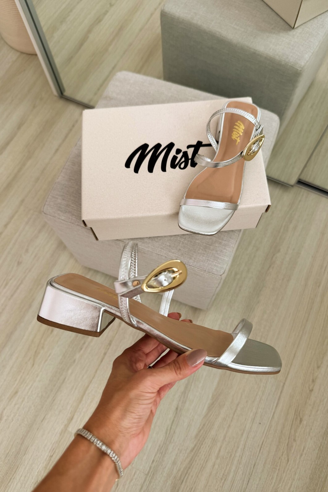 Sandália Jane Silver Sandália Jane Silver