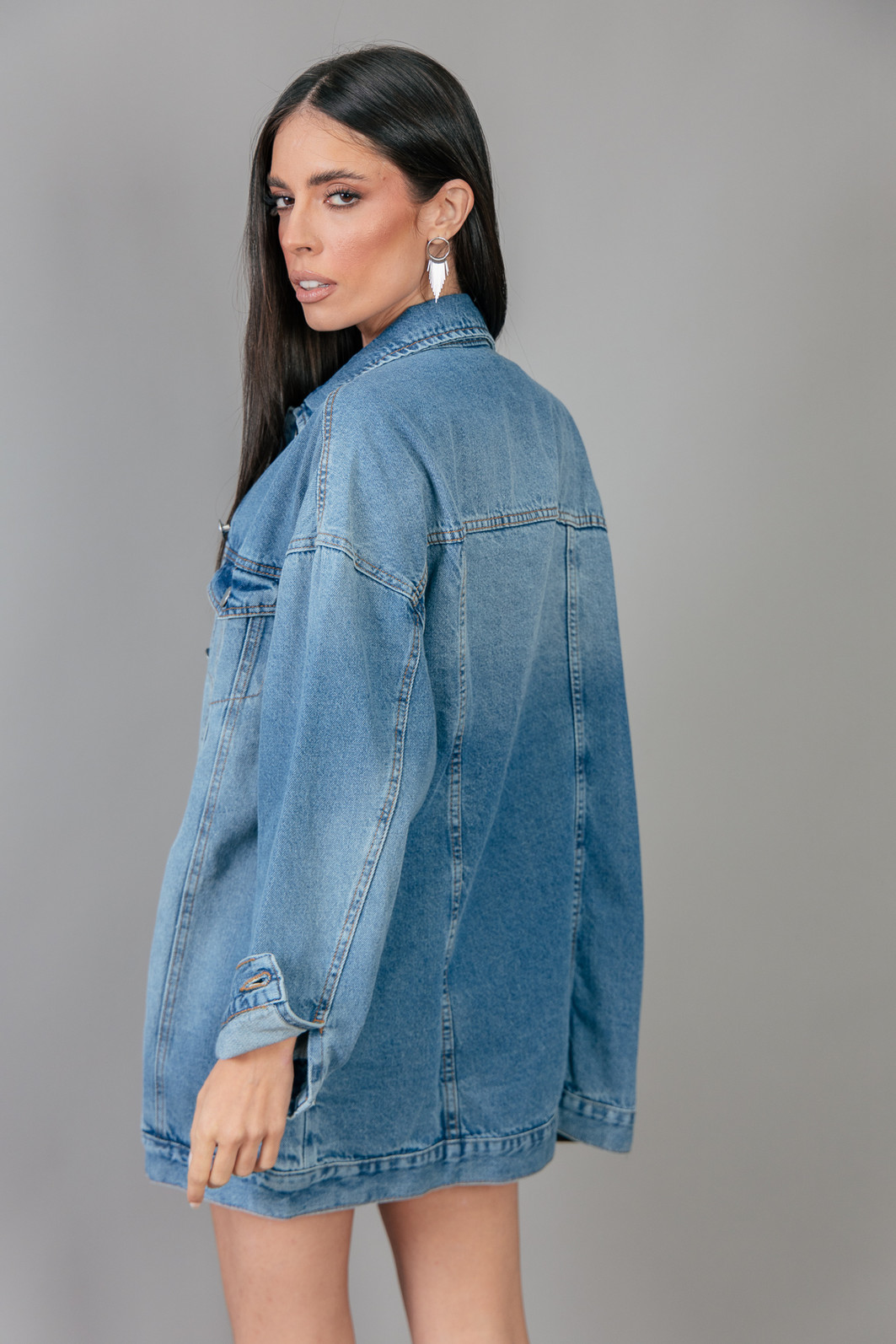 JAQUETA JEANS VINTAGE OVERSIZED COM BOTÕES