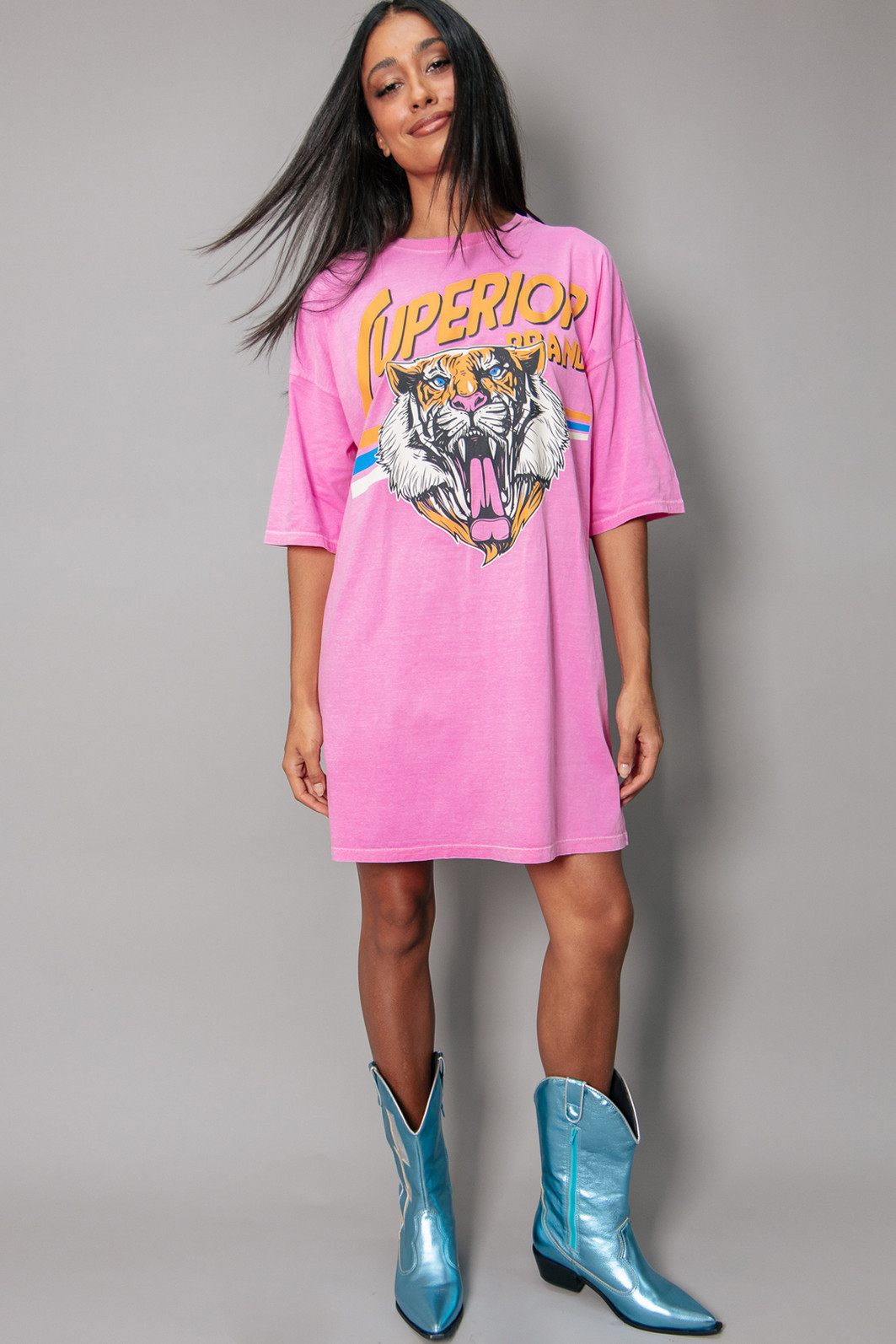 VESTIDO CAMISETÃO ROSA SUPERIOR BRAND