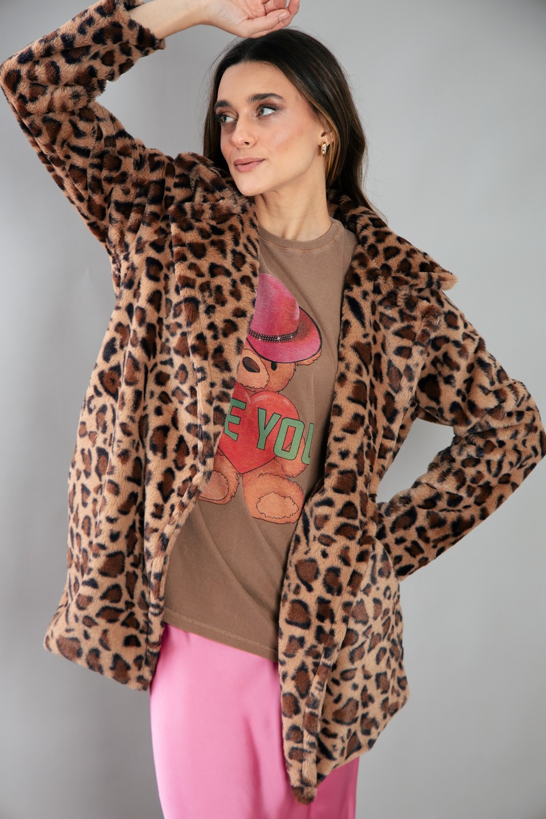 CASACO PELÚCIA ONCINHA COMPRIDO CASACO PELÚCIA ONCINHA COMPRIDO