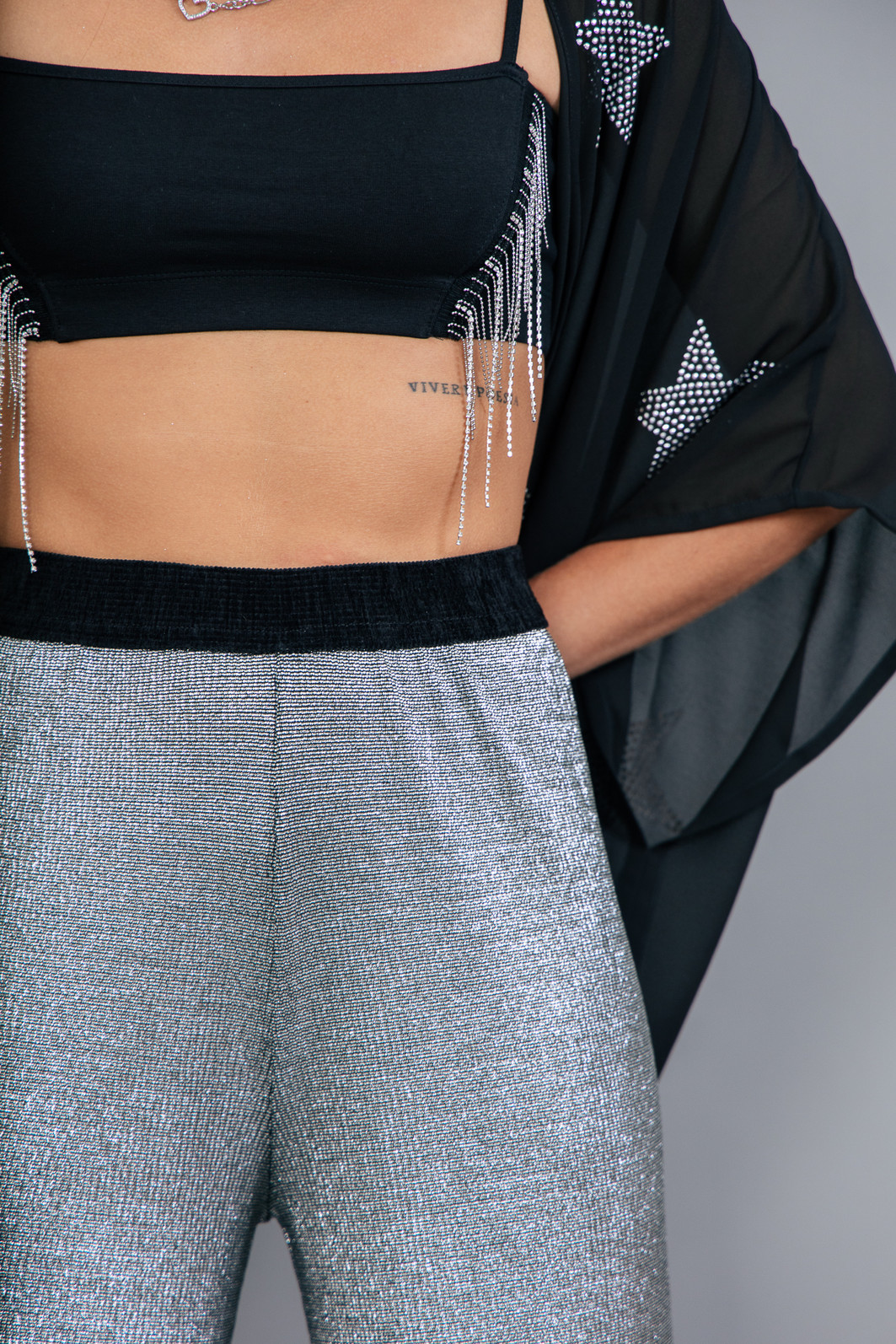 CALÇA PANTALONA COM ELÁSTICO MALHA PRATA CALÇA PANTALONA COM ELÁSTICO MALHA PRATA