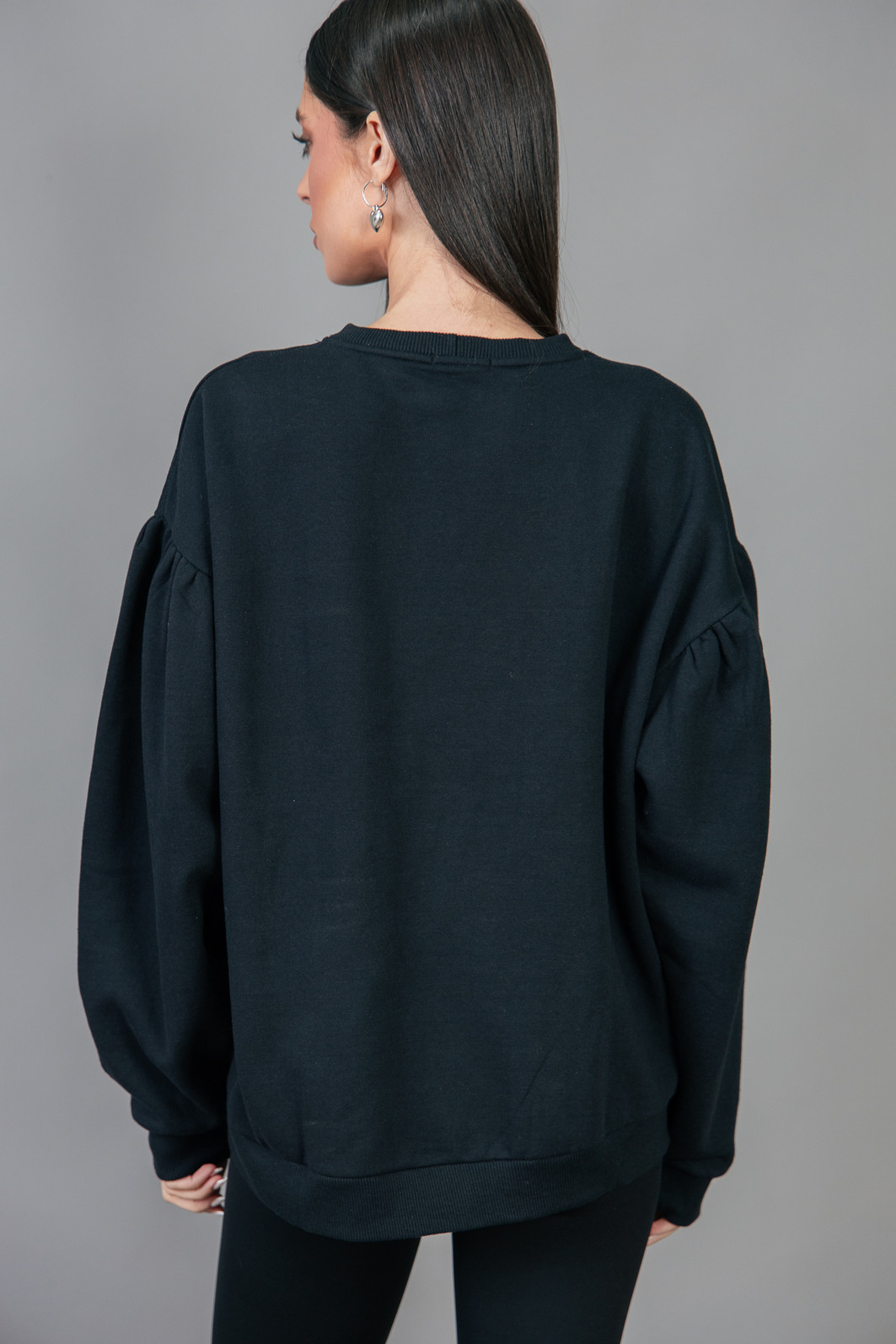 CASACO DE MOLETOM PRETO SELF LOVE COM TACHAS CASACO DE MOLETOM PRETO SELF LOVE COM TACHAS