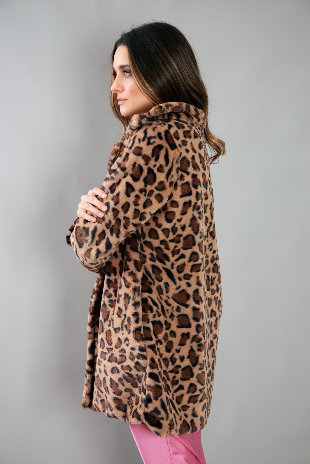 CASACO PELÚCIA ONCINHA COMPRIDO CASACO PELÚCIA ONCINHA COMPRIDO