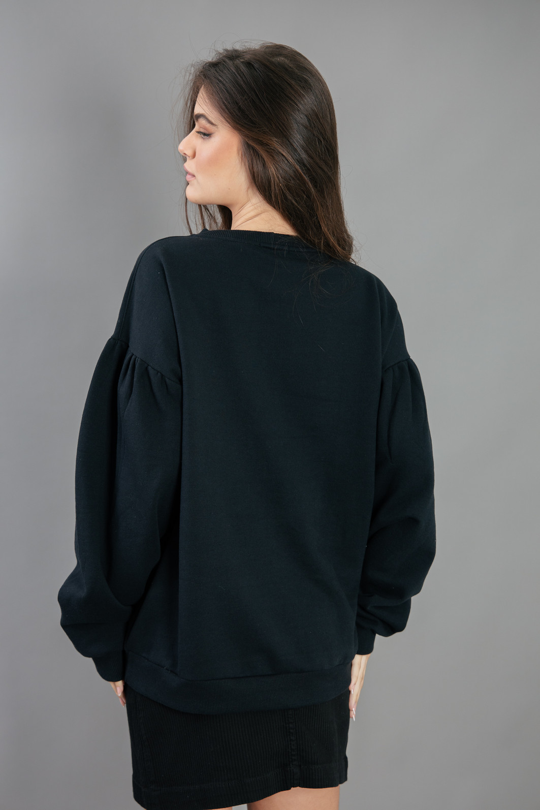 CASACO DE MOLETOM PRETO SELF LOVE COM TACHAS CASACO DE MOLETOM PRETO SELF LOVE COM TACHAS