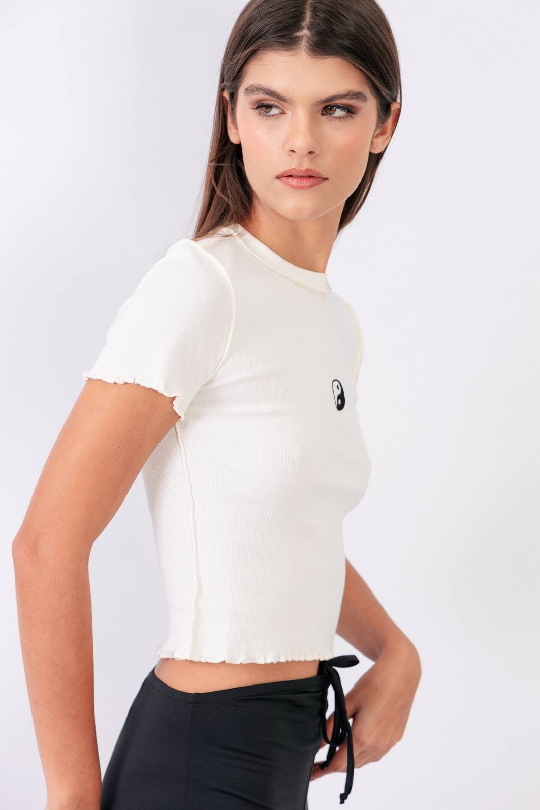 CROPPED CANELADA OFF WHITE YIN YANG CROPPED CANELADA OFF WHITE YIN YANG