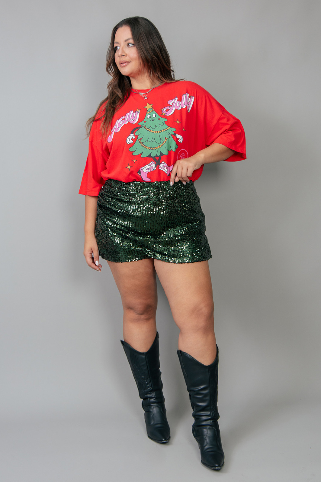 SHORT SAIA COM TRANSPASSE FRANZIDO EM PAETÊ VERDE