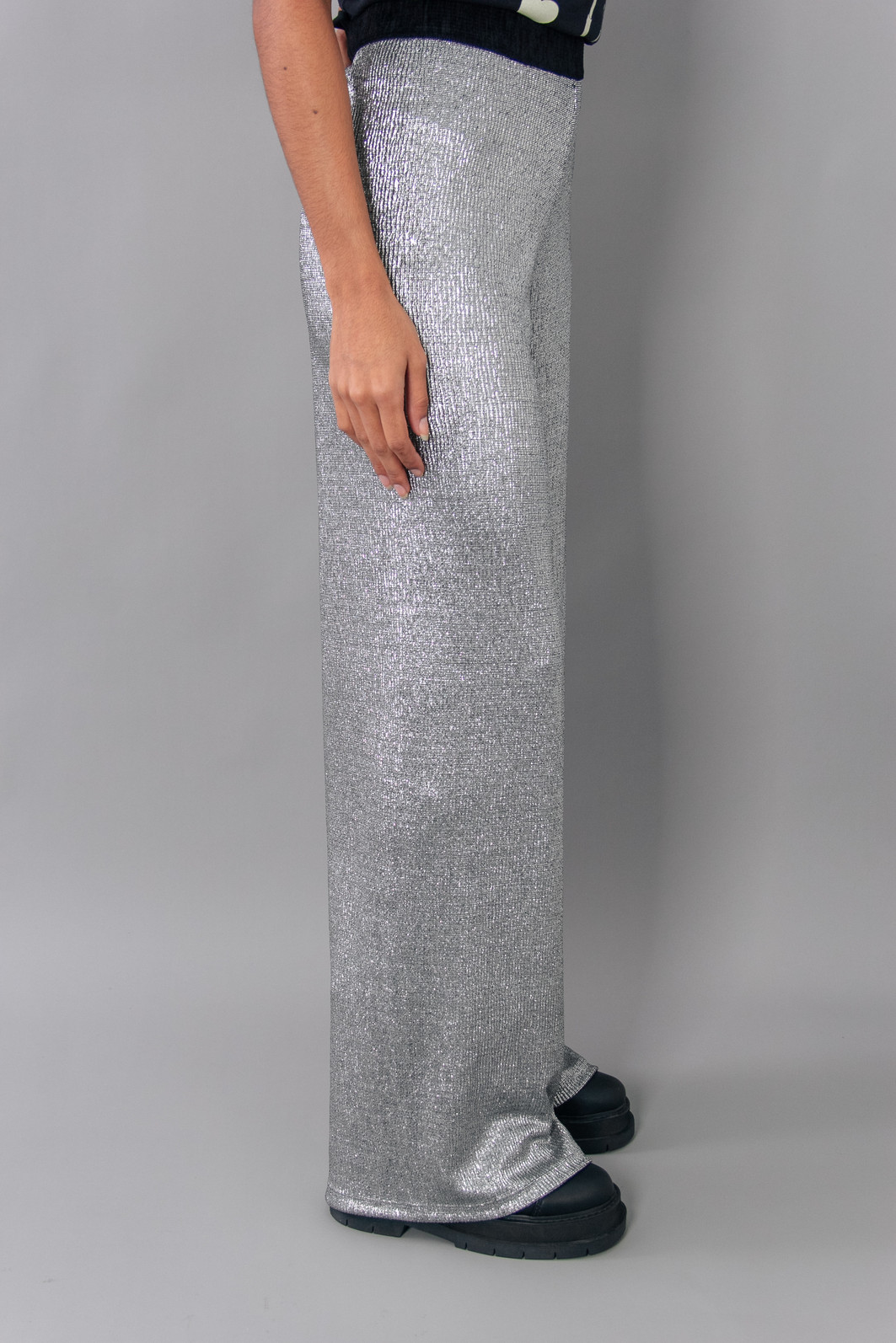 CALÇA PANTALONA COM ELÁSTICO MALHA PRATA CALÇA PANTALONA COM ELÁSTICO MALHA PRATA