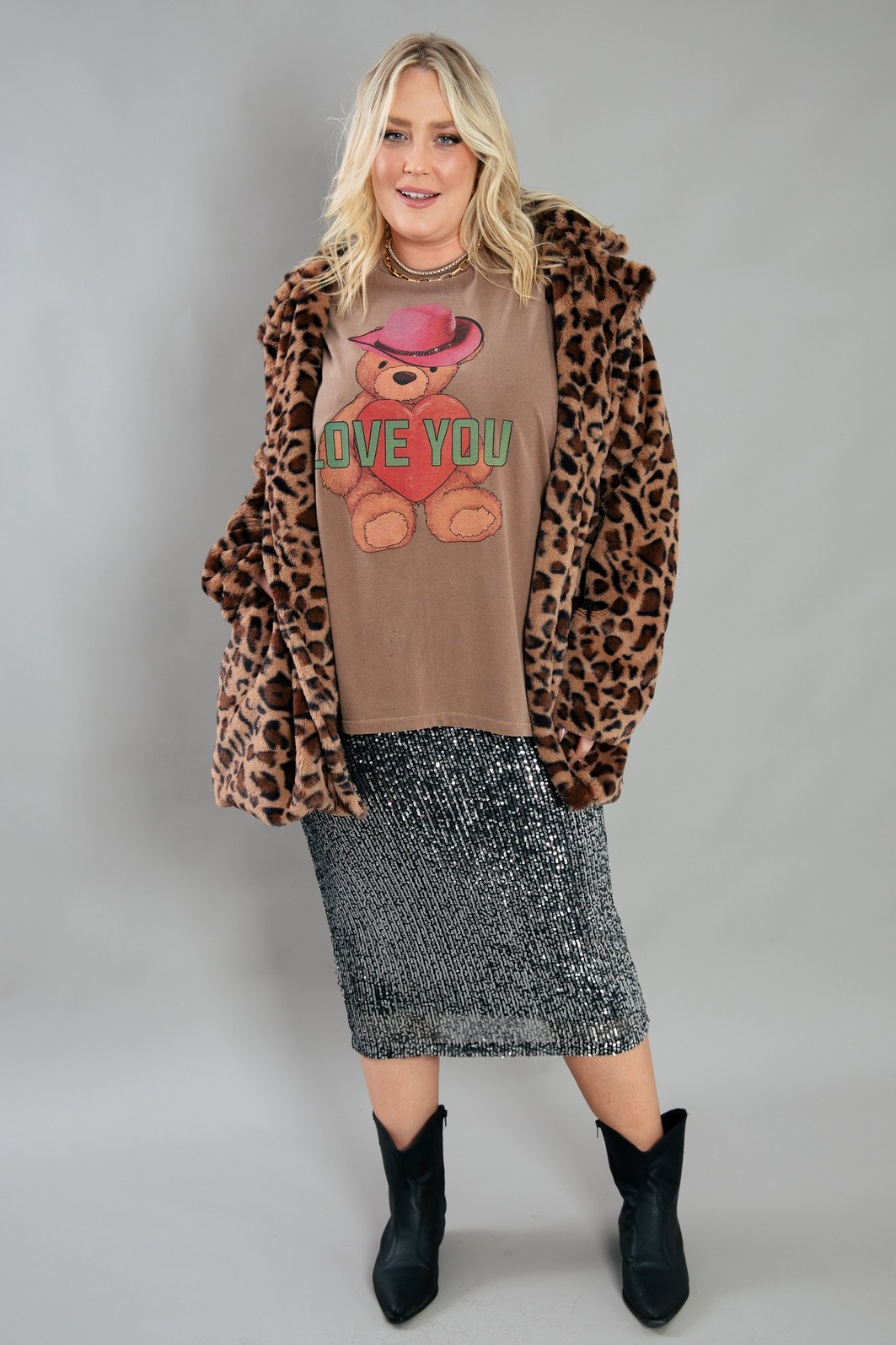 CASACO PELÚCIA ONCINHA COMPRIDO CASACO PELÚCIA ONCINHA COMPRIDO