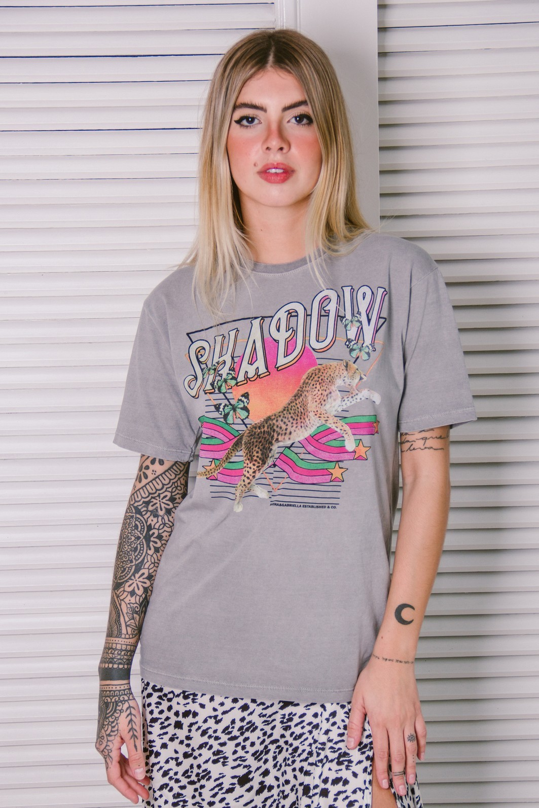 T-SHIRT BOYFRIEND CINZA SHADOW T-SHIRT BOYFRIEND CINZA SHADOW