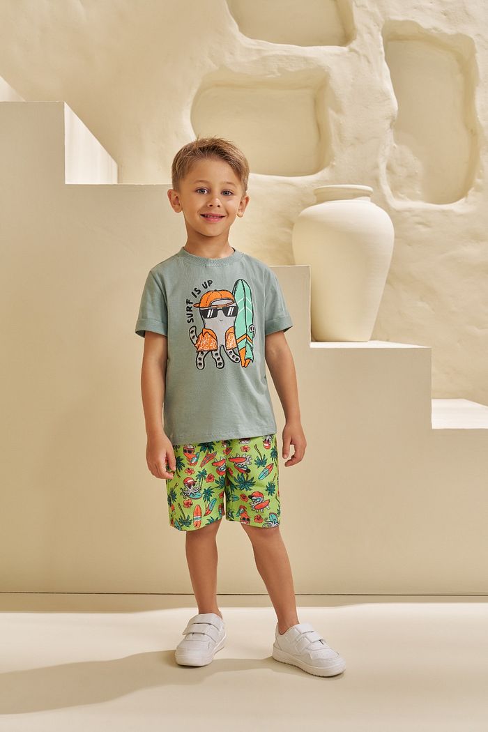 CONJUNTO T-SHIRT EM MEIA MALHA E BERMUDA EM MOLETINHO POLVO SURFISTA