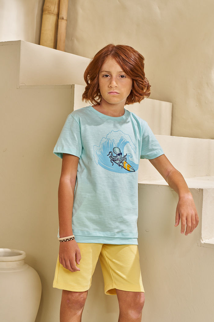 CONJUNTO T-SHIRT EM FLAMÊ E BERMUDA EM JACQUARD ONDULÊ