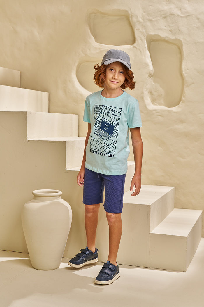 CONJUNTO T-SHIRT EM FLAMÊ E BERMUDA EM JACQUARD ONDULÊ