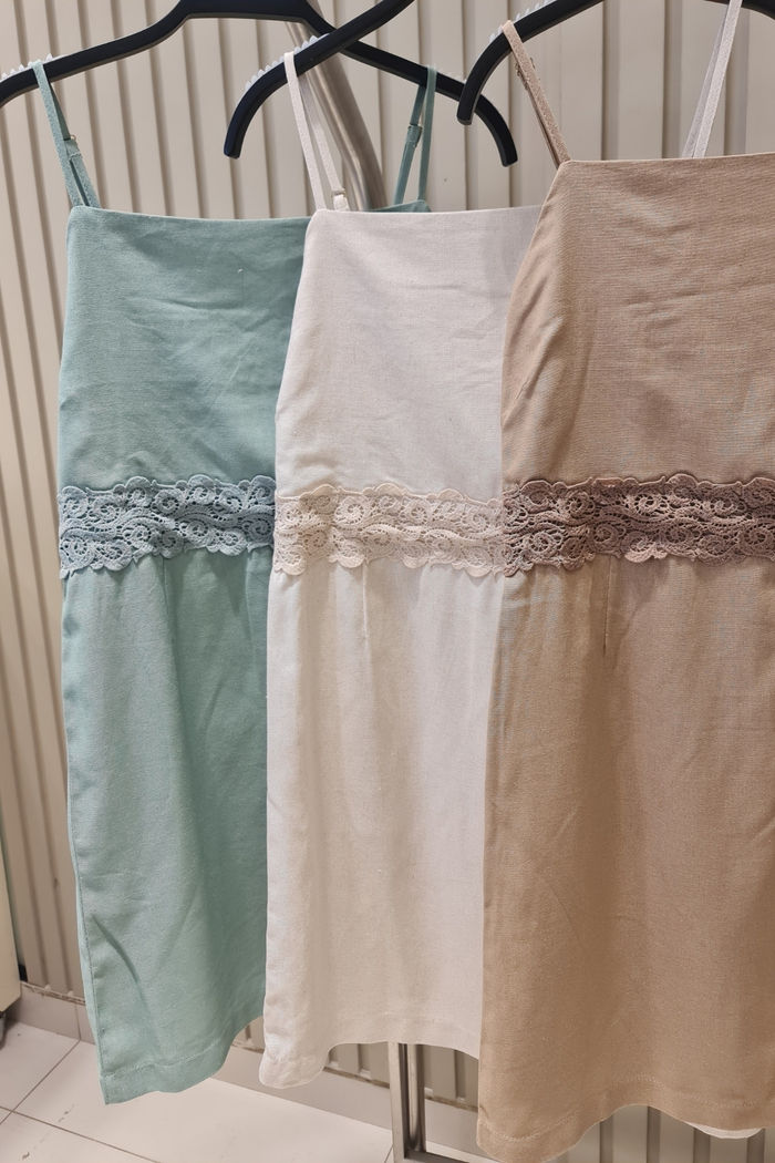 Vestido de Linho com Renda 3 Cores