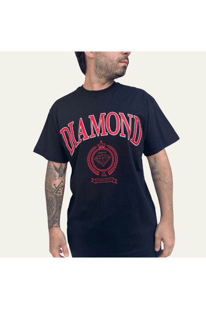 Camiseta Diamond College Crest Tee