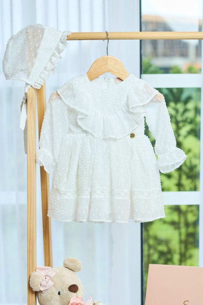 Conjunto batismo vestido e touca de shiffon poá