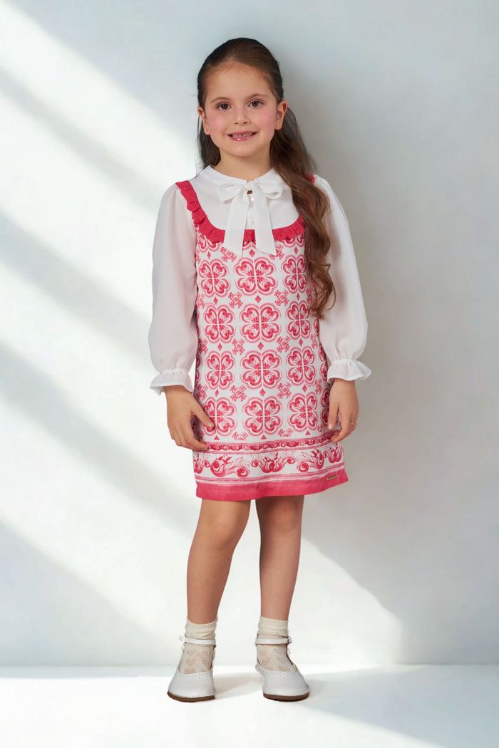 Vestido estampado rosa e branco