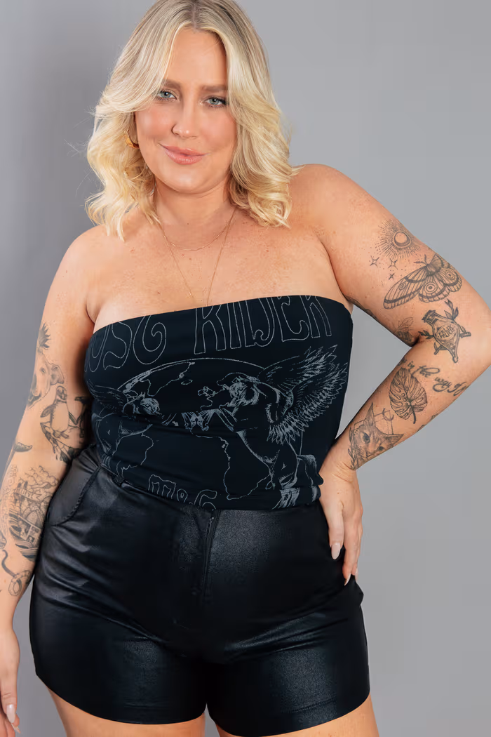 SHORT HOT PANT RESINADO PRETO