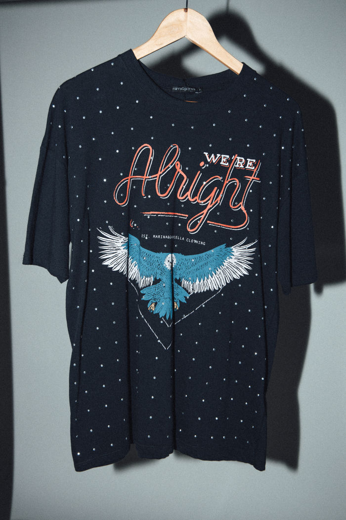 CAMISETA T-SHIRT VINTAGE PRETA COM STRASS ALRIGHT