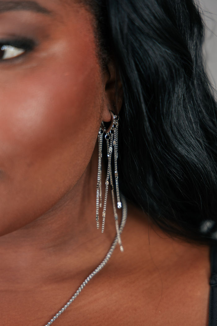 BRINCO LONGO CORRENTINHAS