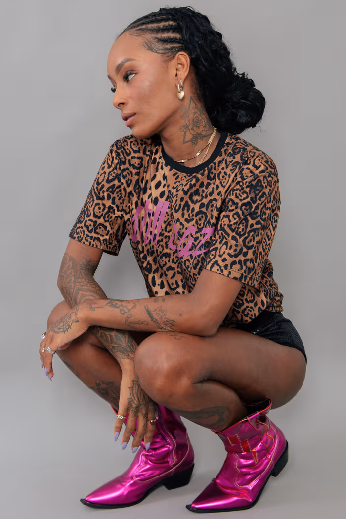 CAMISETA T-SHIRT BOYFRIEND ONCINHA STILL CRAZY