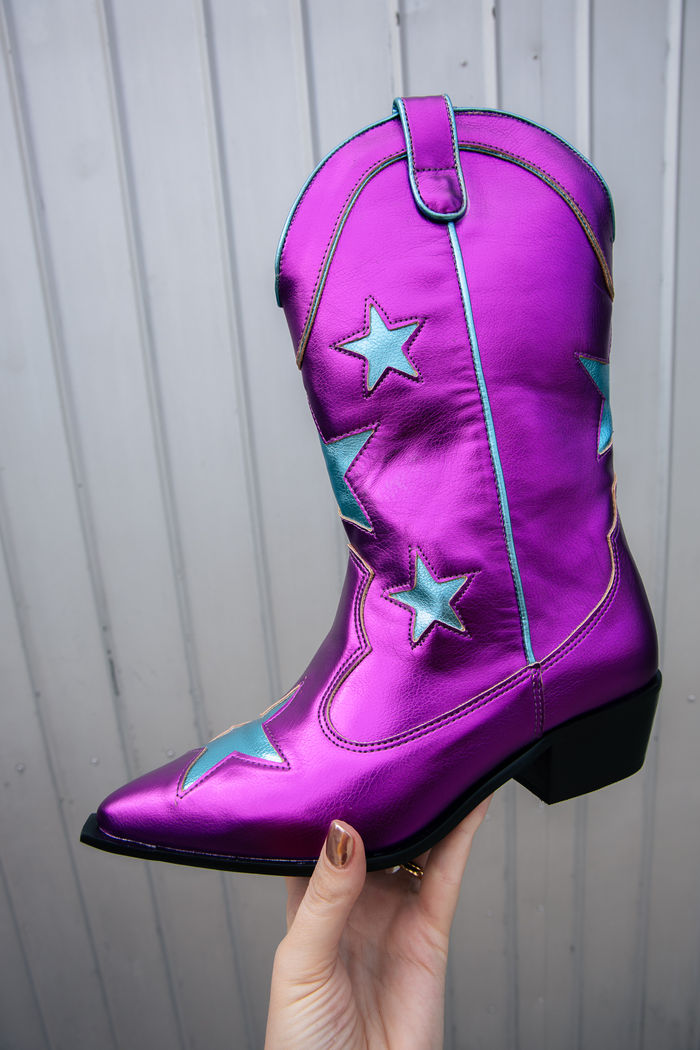 BOTA WESTERN METALIZADA ROXA COM ESTRELAS