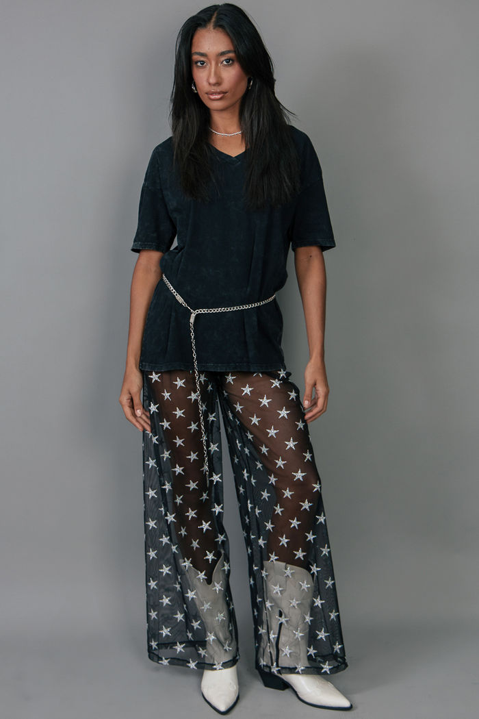 CALÇA DE TULE PRETO COM ESTRELAS GLITTER PRATA