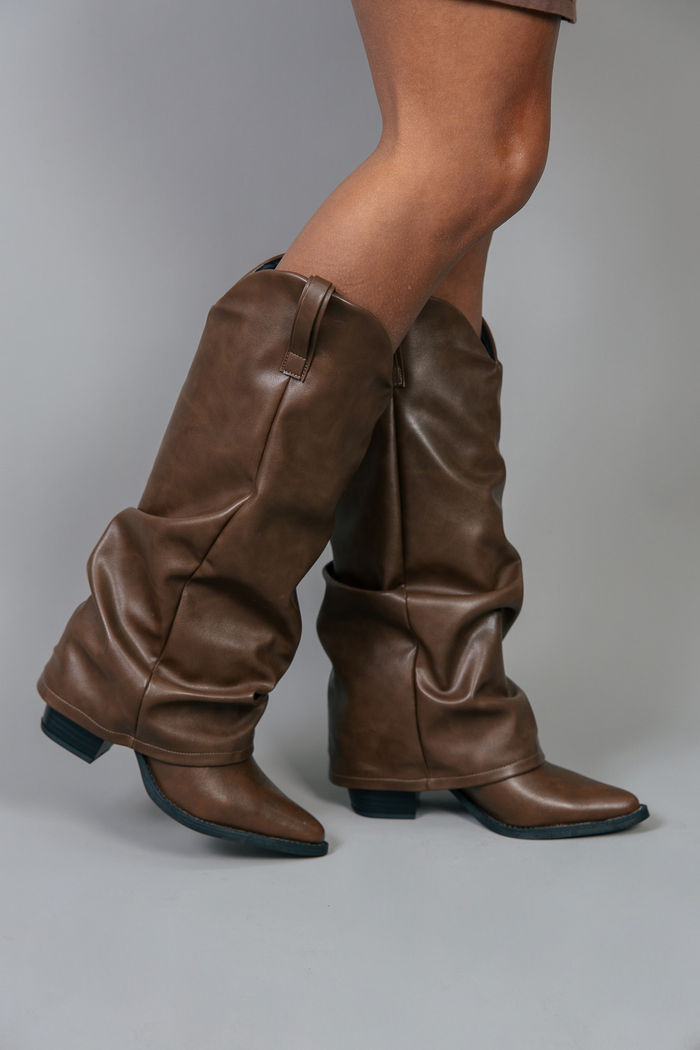 BOTA SLOUCHY MARROM RÚSTICO