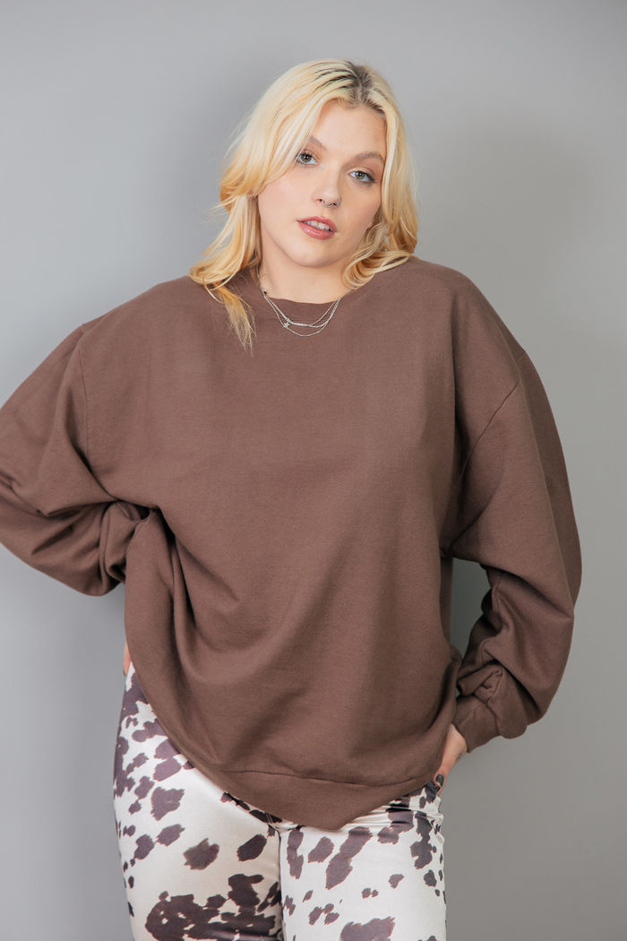 MOLETOM OVERSIZED MARROM BÁSICO