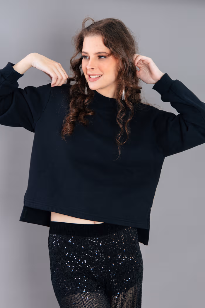 CASACO BÁSICO DE MOLETOM PRETO