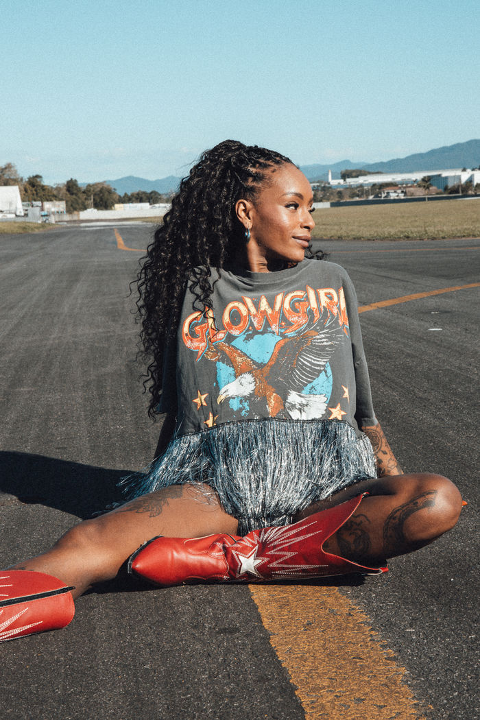 CROPPED CHUMBO COM FRANJAS GLOWGIRL