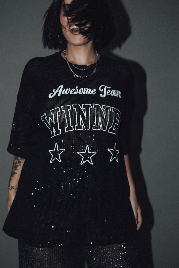 CAMISETA T-SHIRT OVERSIZED DE PAETÊ PRETO WINNER