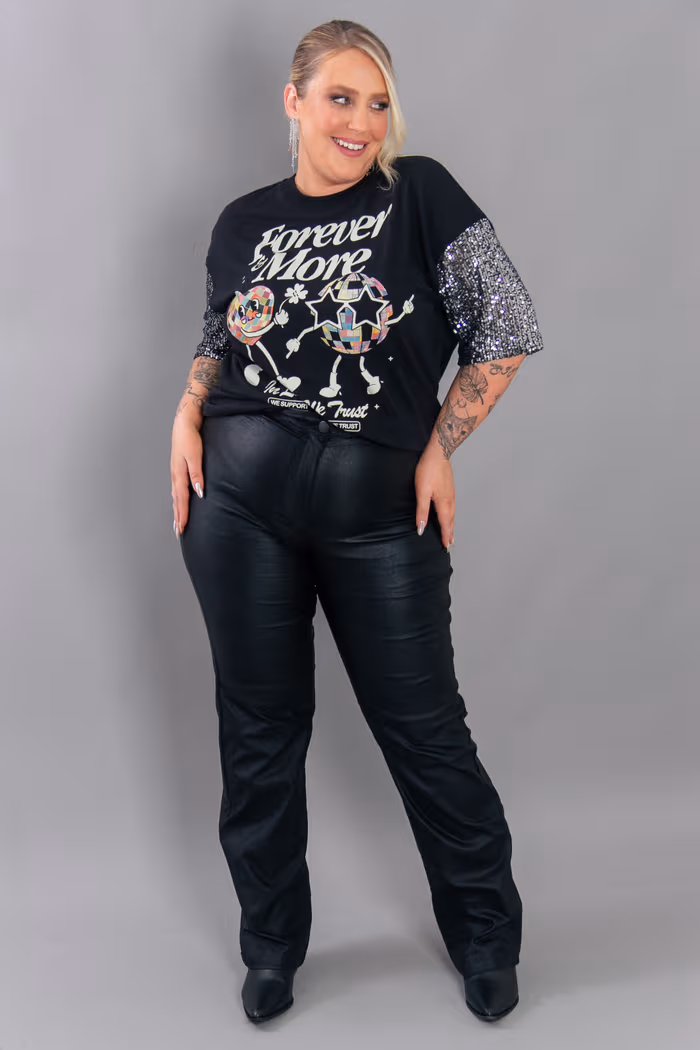 CALÇA PRETA METALIZADA COM RECORTE