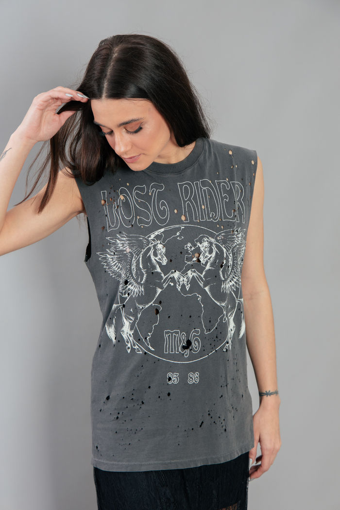 REGATA MACHÃO CHUMBO COM PUÍDOS LOST