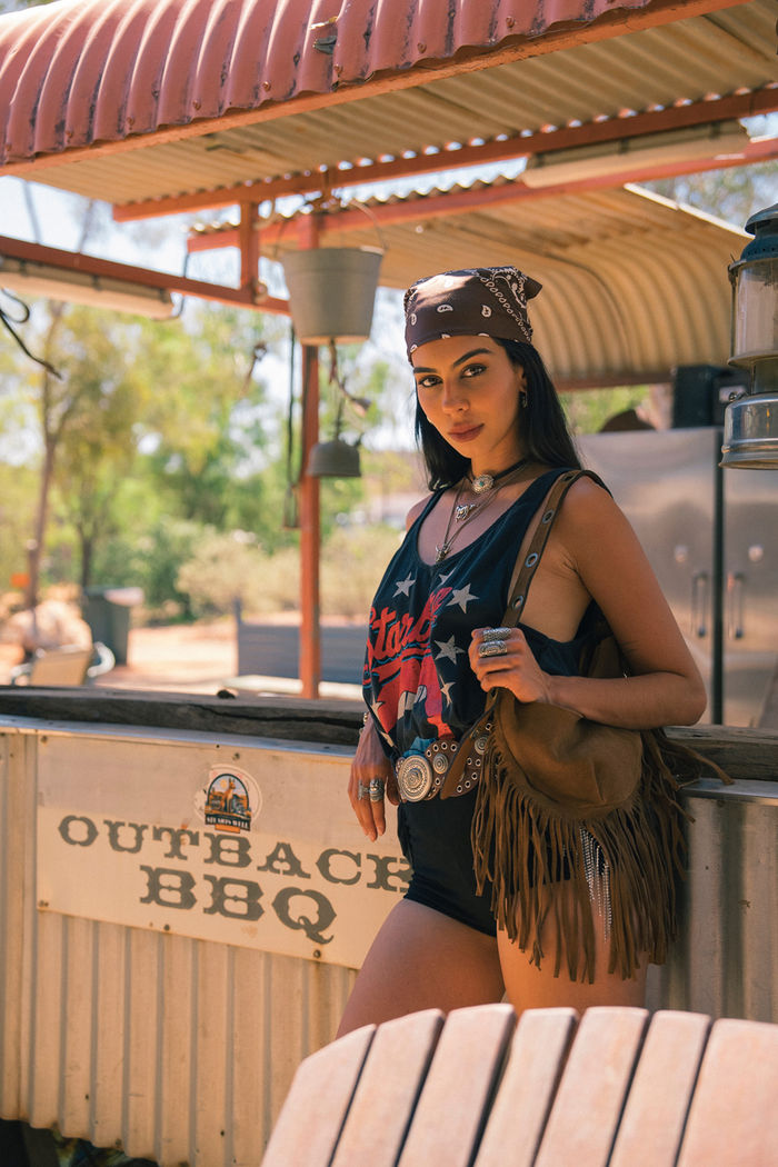 REGATA AMPLA PRETA  COM SILK STARBORN