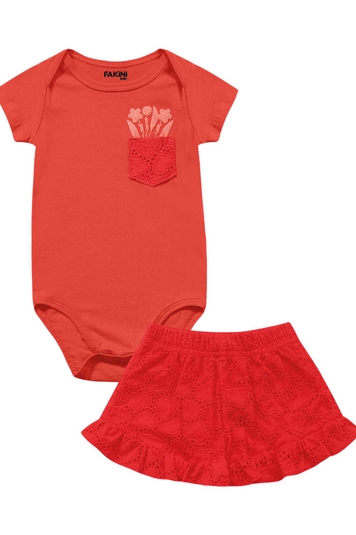 Conjunto body manga curta e short com botão de pressão