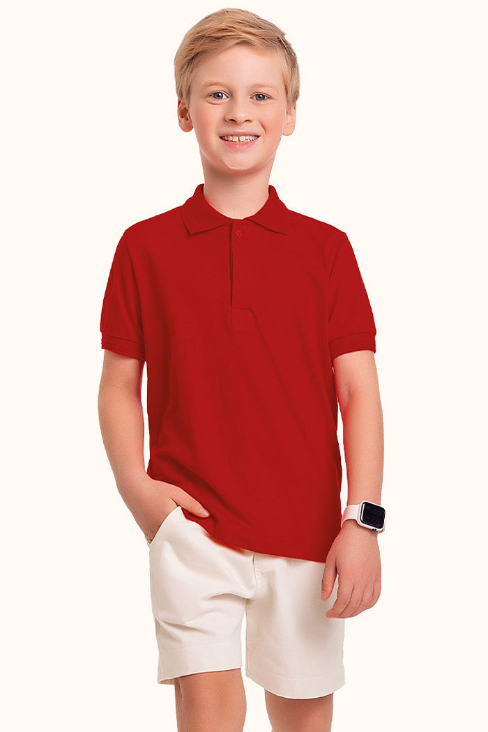 Conjunto camisa polo em meia malha e bermuda em sarja.