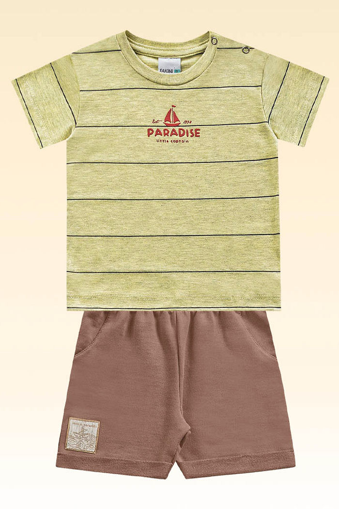 Conjunto camiseta meia malha e bermuda moletinho