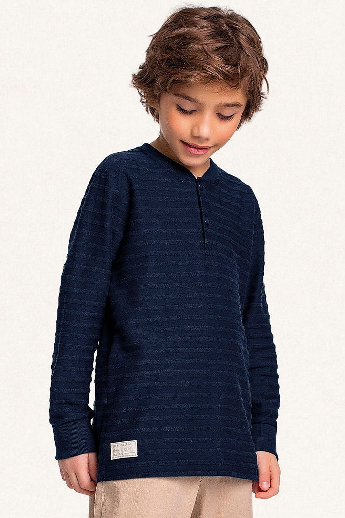 Camiseta manga longa em meia malha listras com textura em moletom