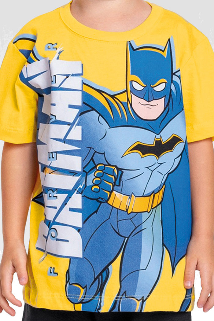 Conjunto camiseta batman em meia malha e bermuda