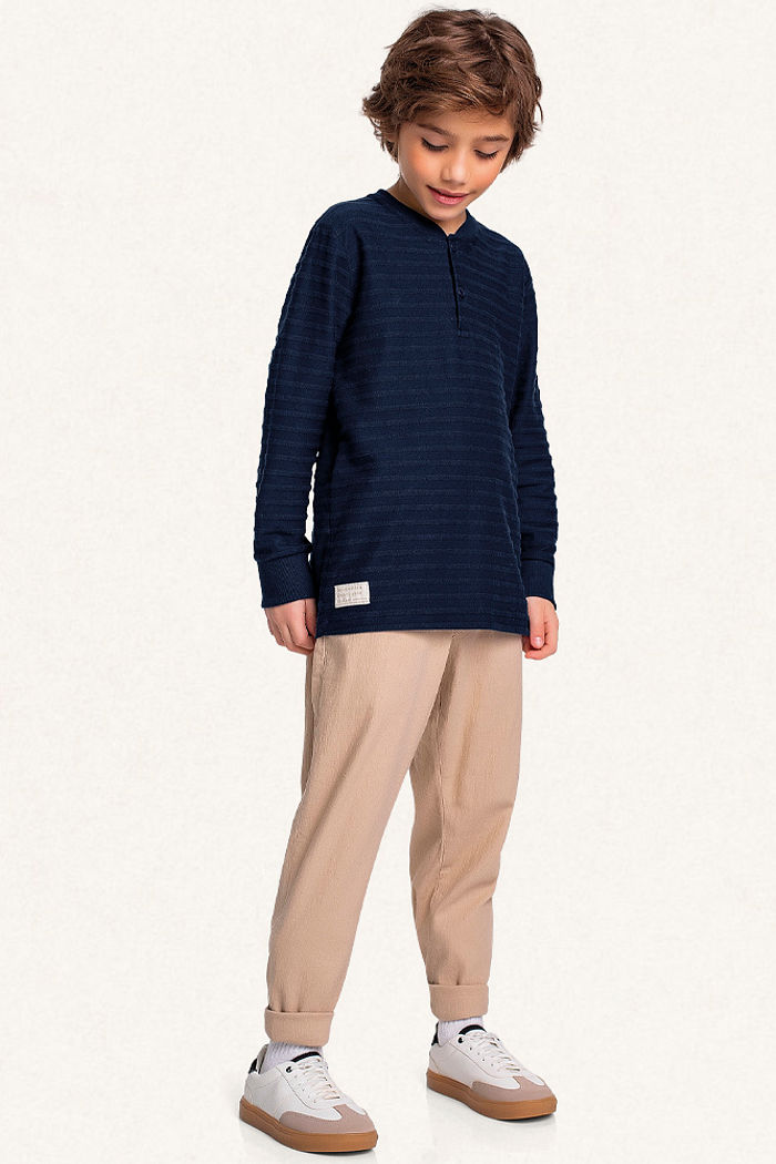 Camiseta manga longa em meia malha listras com textura em moletom