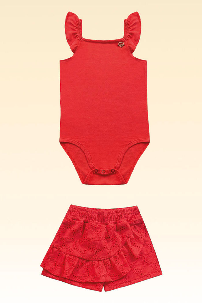 Conjunto body em meia malha e short-saia em laise