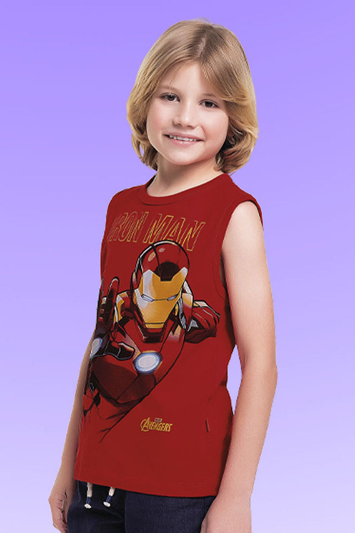 Regata em meia malha Os Vingadores