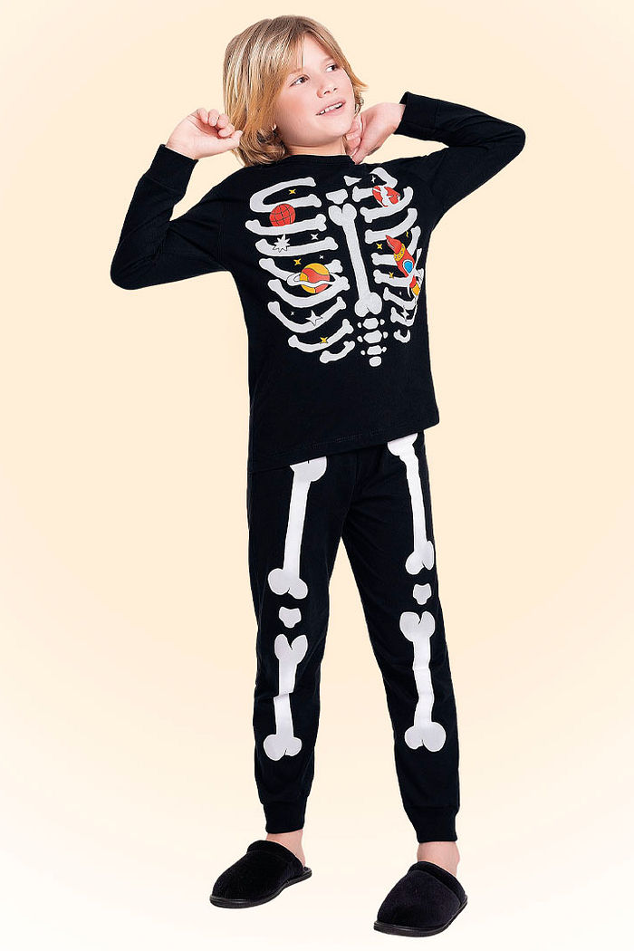 Conjunto pijama camiseta manga longa e calça em meia malha