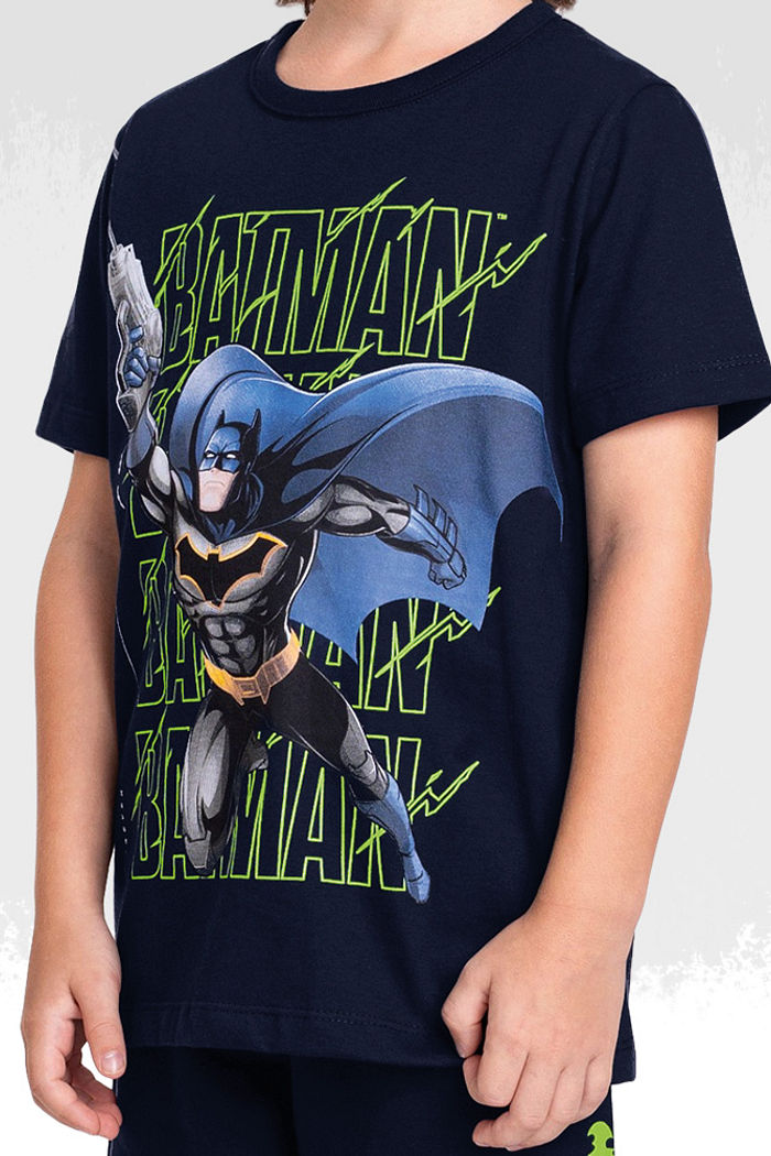 Conjunto camiseta em meia malha e bermuda batman