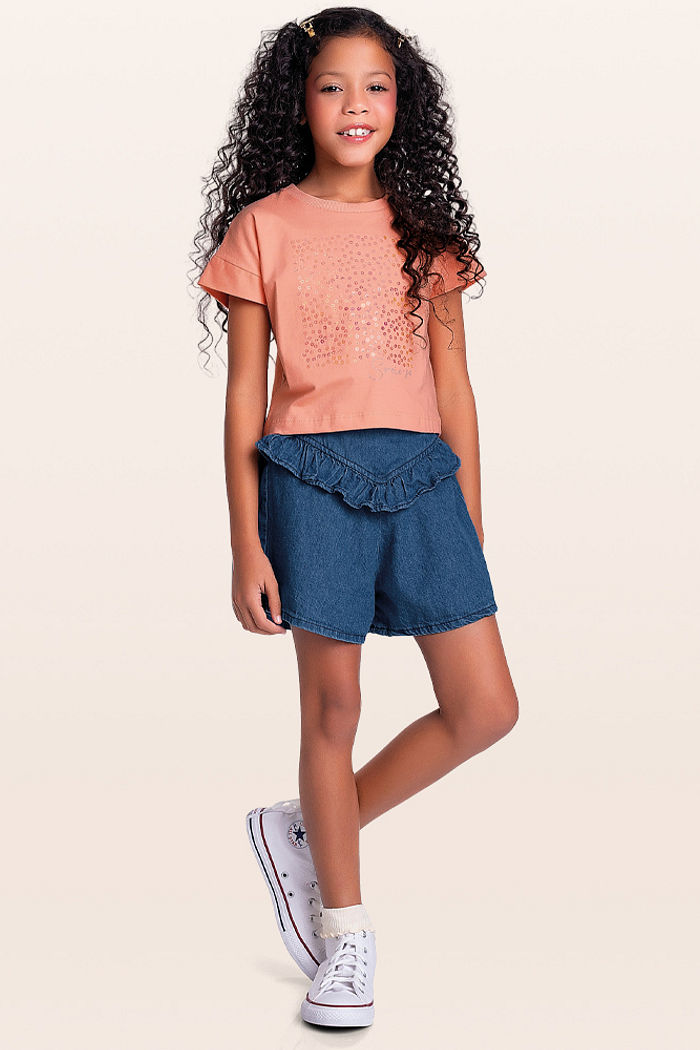 Blusa em meia malha bordado com lantejoula