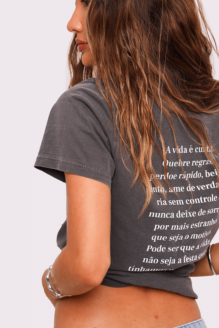 t-shirt a vida é curta mundo lolita